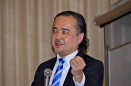 認知症講演会　食の支援考える